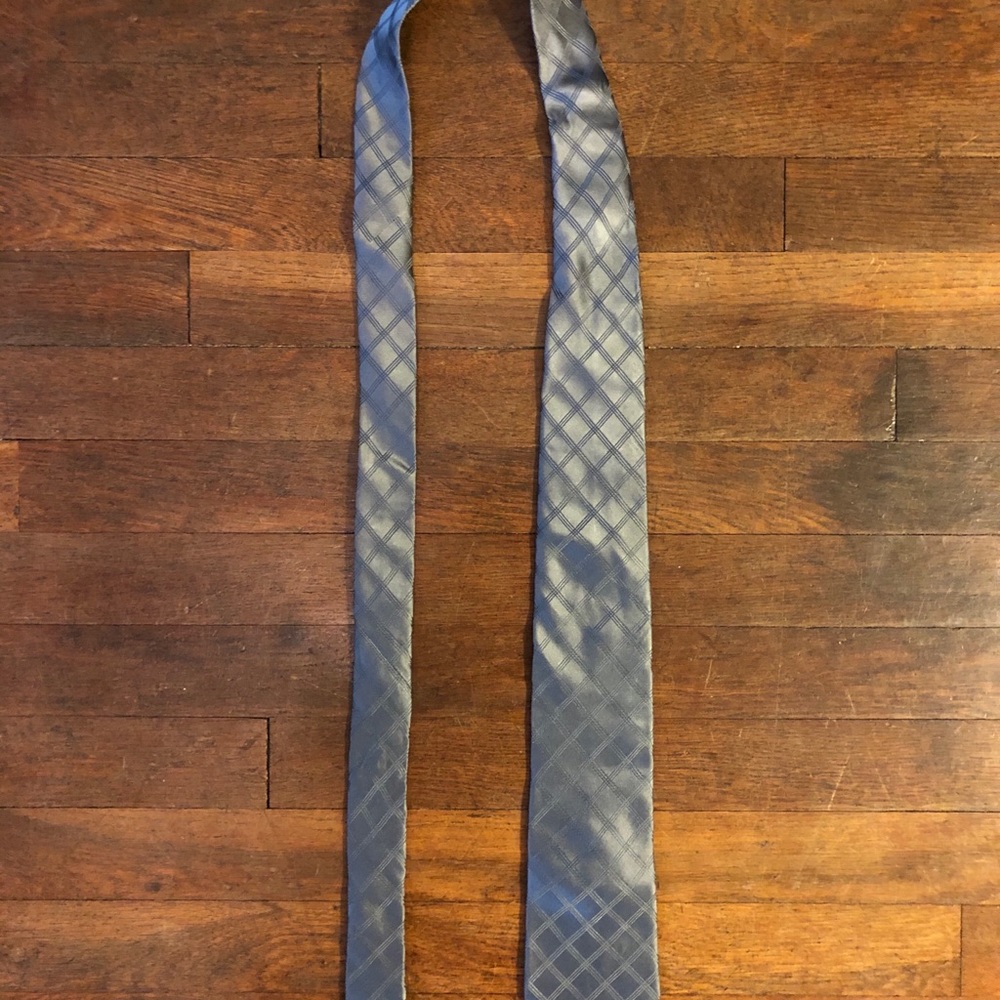 Silver Tie